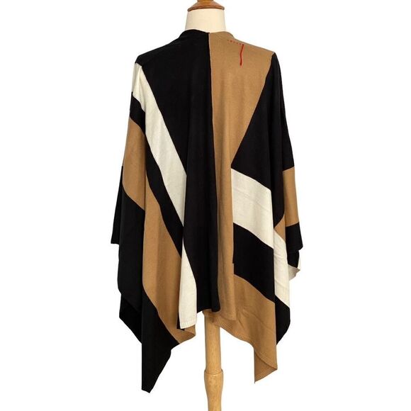 Parrish LA Colorblock Stevie Poncho Cape Wrap Sweater Camel Black Cream OS NWT - Picture 6 of 13